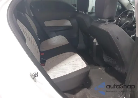 2010 Chevrolet Equinox Ls z USA, uszkodzony, nr VIN 2CNFLCEW0A6230187